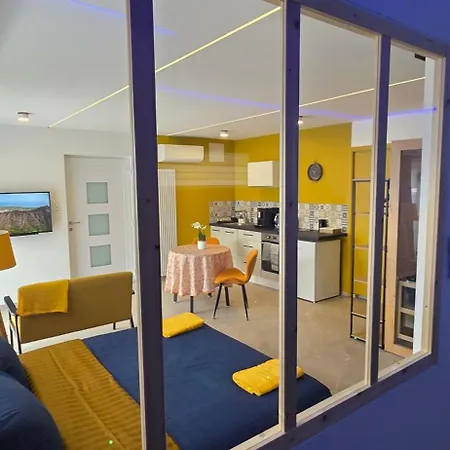 Appartement Le Reve Sauna, Cinema Colmar